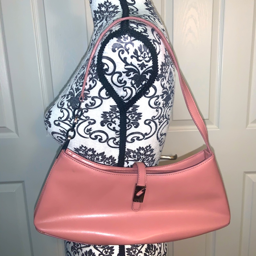 Pink guess purse